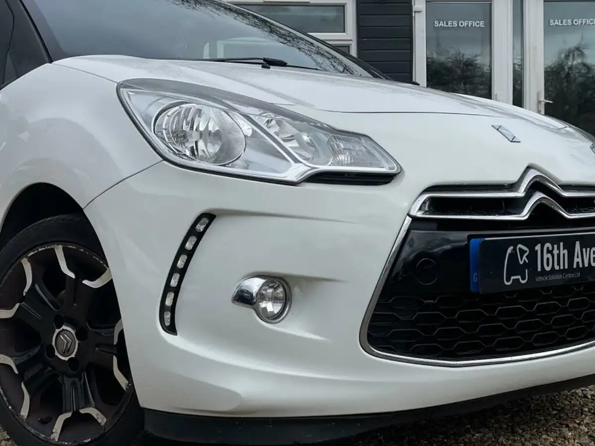 2013-citroen-ds3-16-dsport-plus-big-1