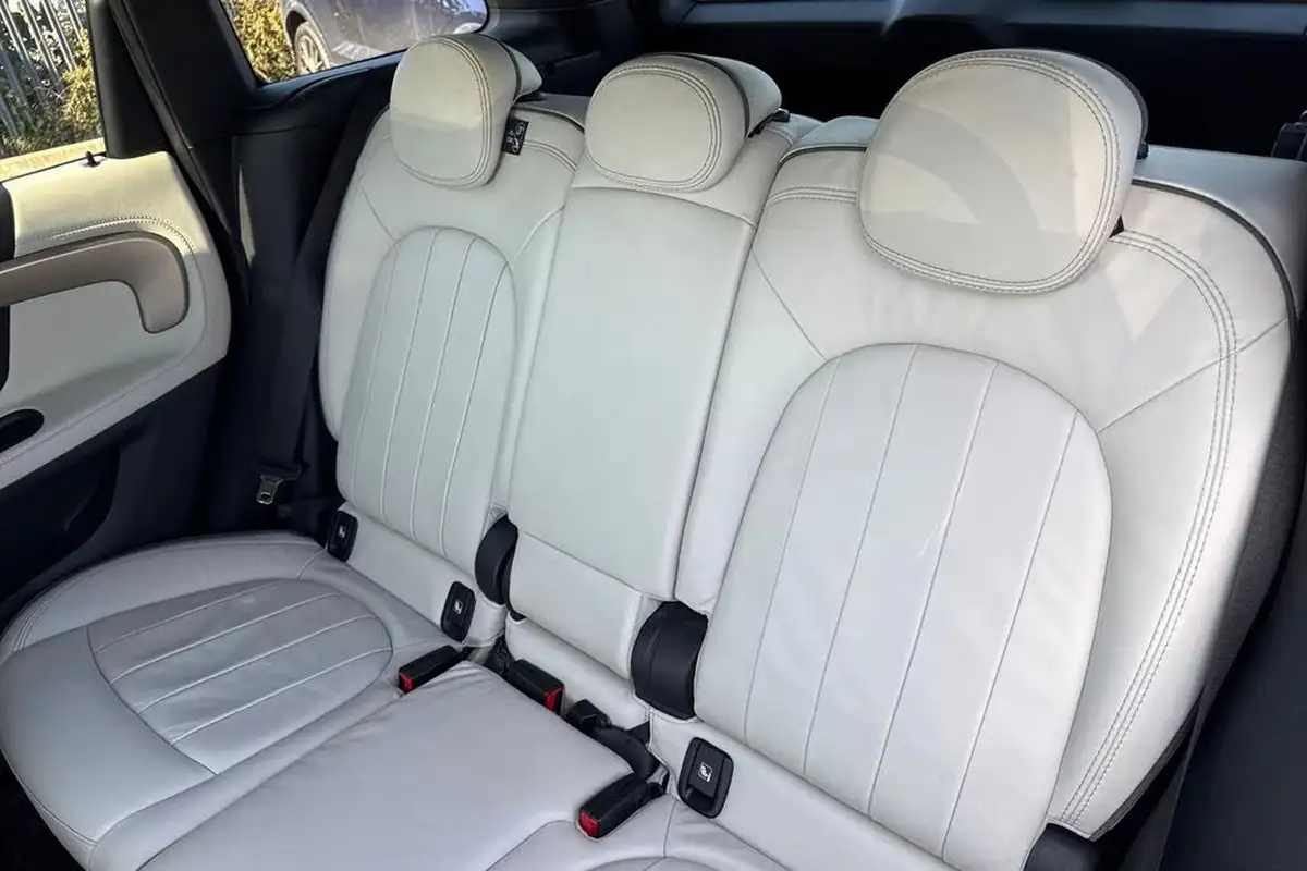 2017-mini-countryman-20td-cooper-d-ss-all4-big-13