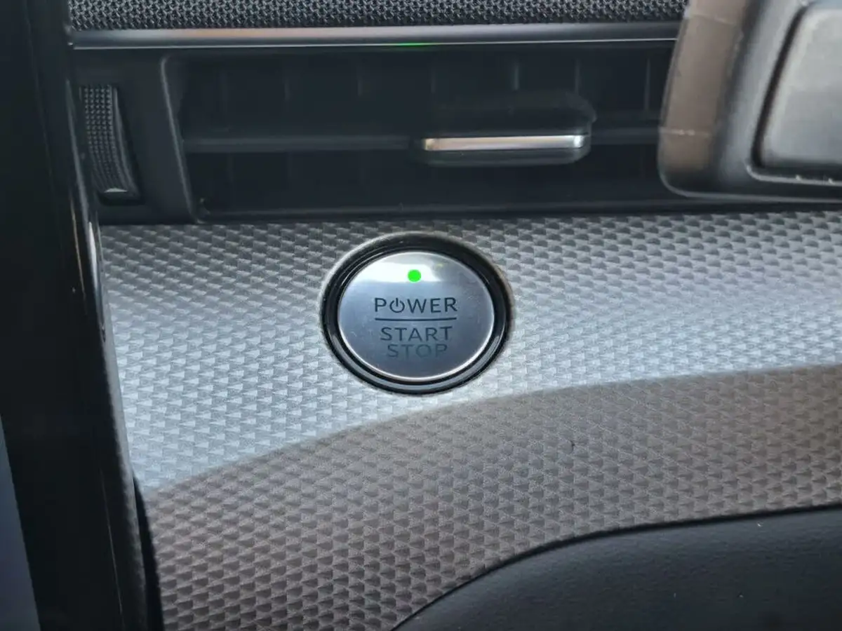 2021-ford-mustang-mach-e-e-standard-range-70kwh-big-22