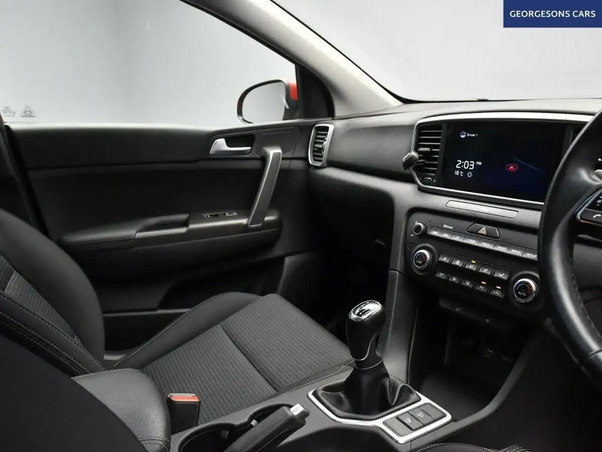 2022-kia-sportage-16-gdi-2-big-22