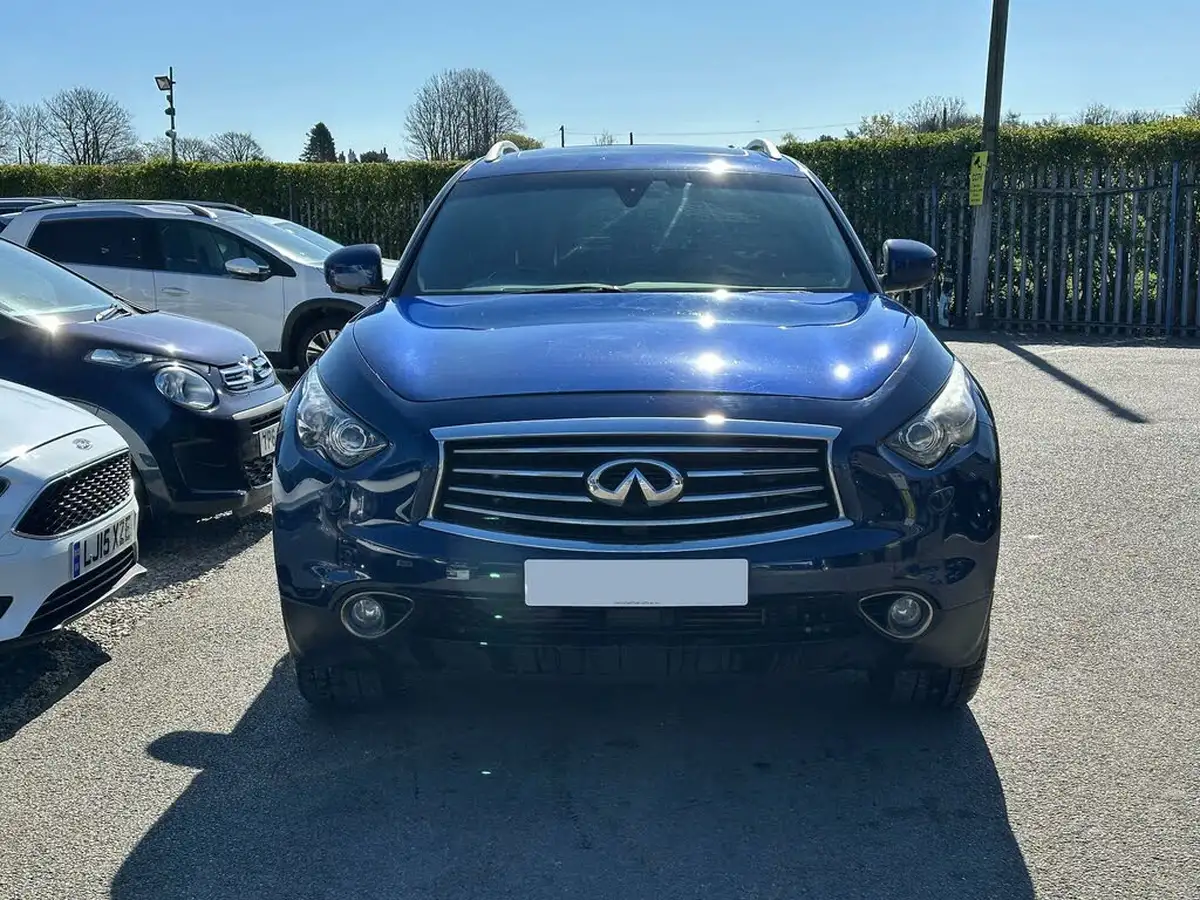 2015-infiniti-qx70-30td-s-premium-237ps-big-8