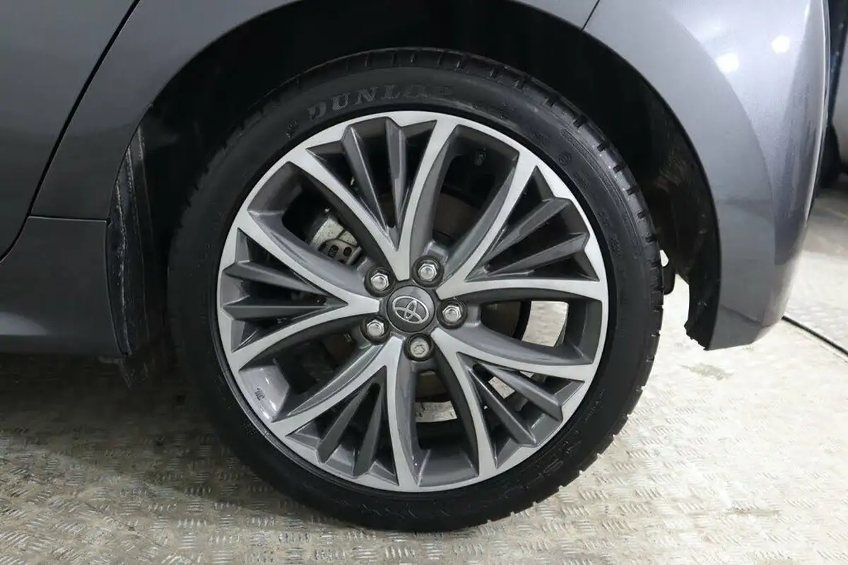 2021-toyota-yaris-15-vvt-i-excel-big-14