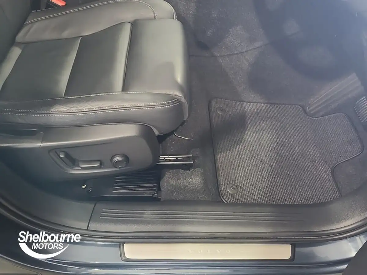2021-volvo-xc40-15-t3-inscription-pro-161bhp-auto-big-7