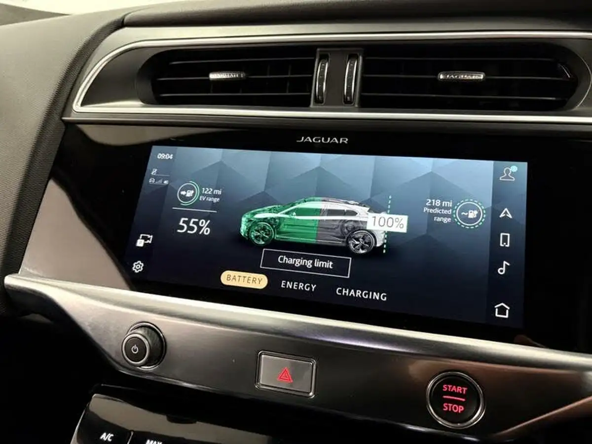2023-jaguar-i-pace-ev400-r-dynamic-hse-black-big-26
