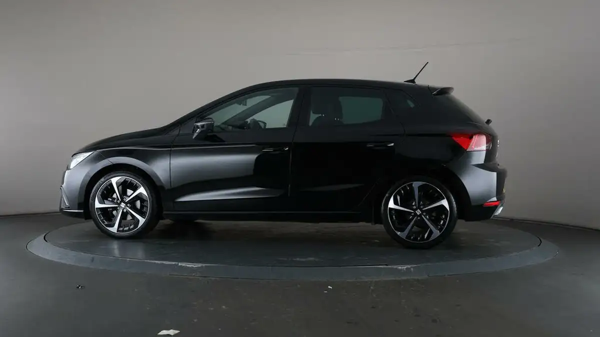 2022-seat-ibiza-10-tsi-fr-sport-110ps-dsg-big-33