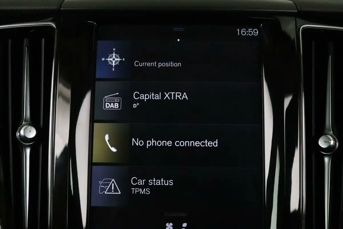 2019-volvo-xc60-20-t5-momentum-big-25