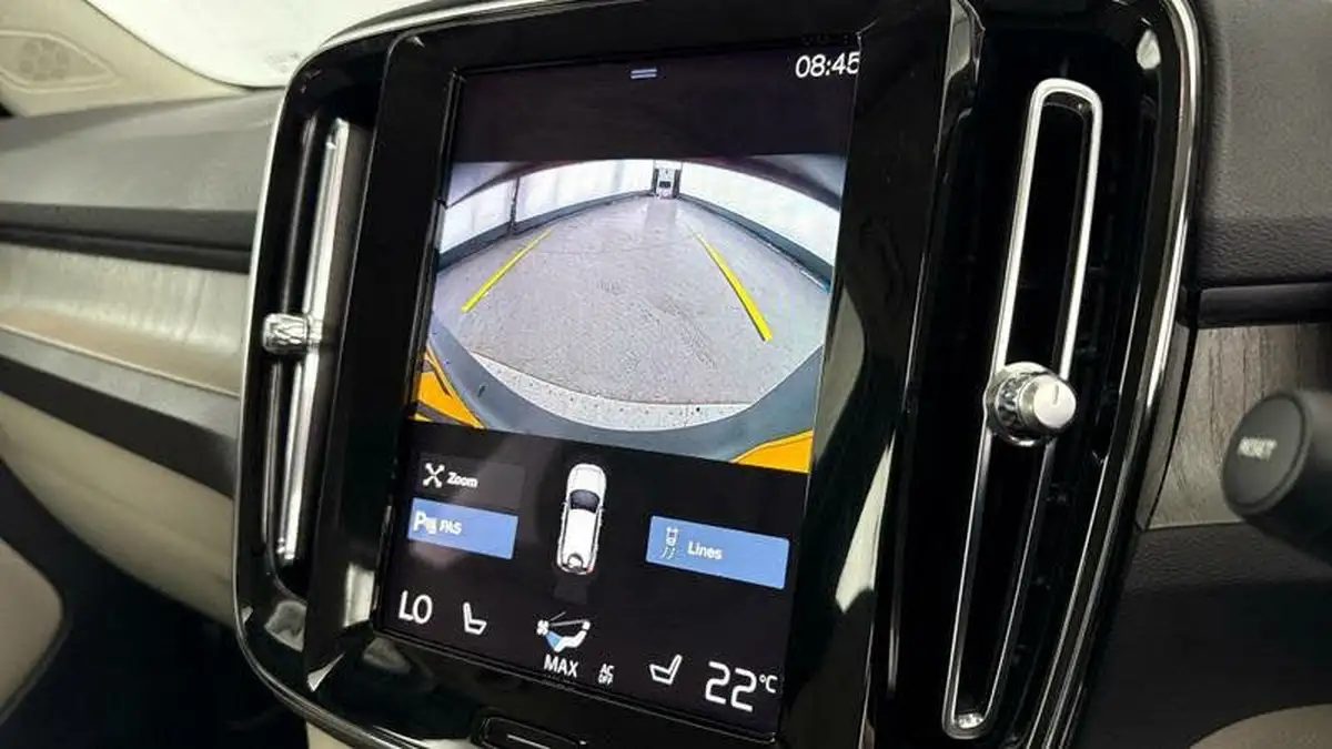 2022-volvo-xc40-15-t5-inscription-pro-big-14