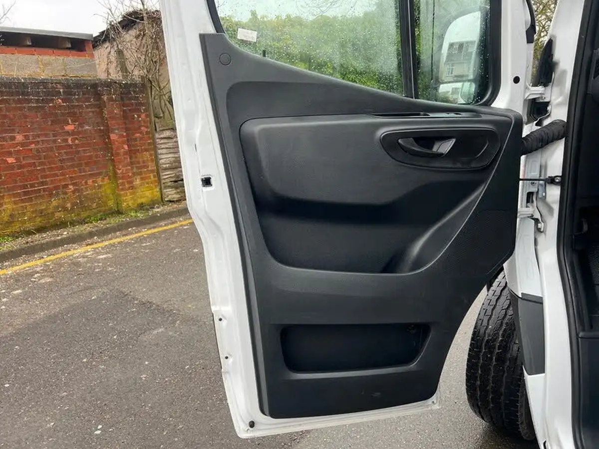 2020-mercedes-benz-sprinter-21cdi-314-l2h1-panel-van-rwd-eco-gear-360-big-42