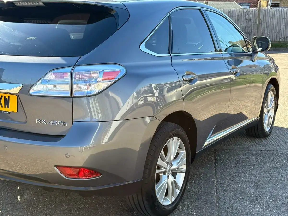 2011-lexus-rx-450h-35-se-l-big-3
