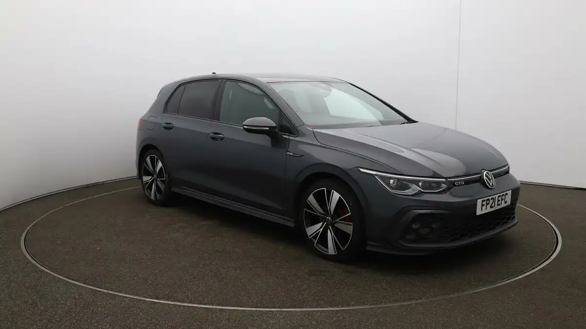 2021-volkswagen-golf-20tdi-gtd-big-1