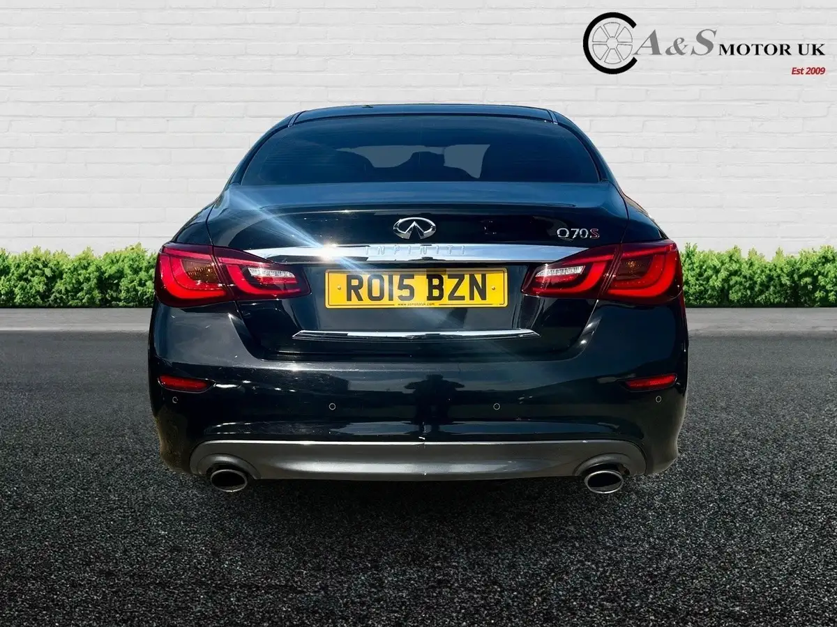 2015-infiniti-q70-22td-sport-big-4