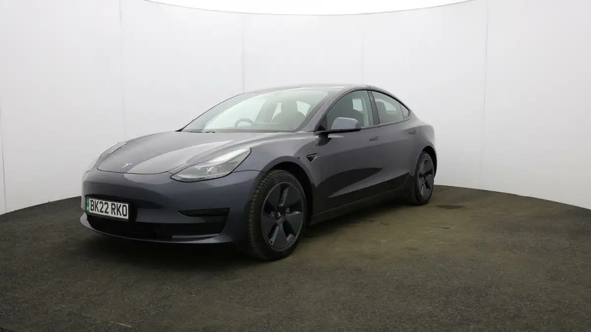 2021-tesla-model-3-e-standard-plus-big-35