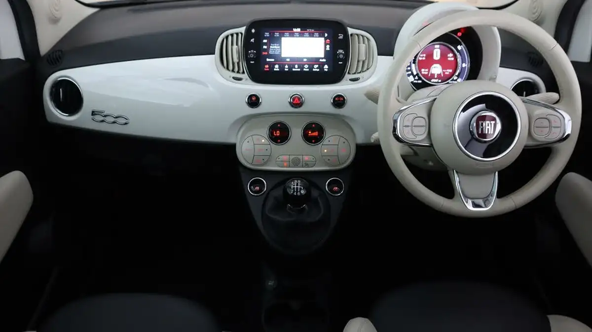 2022-fiat-500-10-dolcevita-plus-big-12