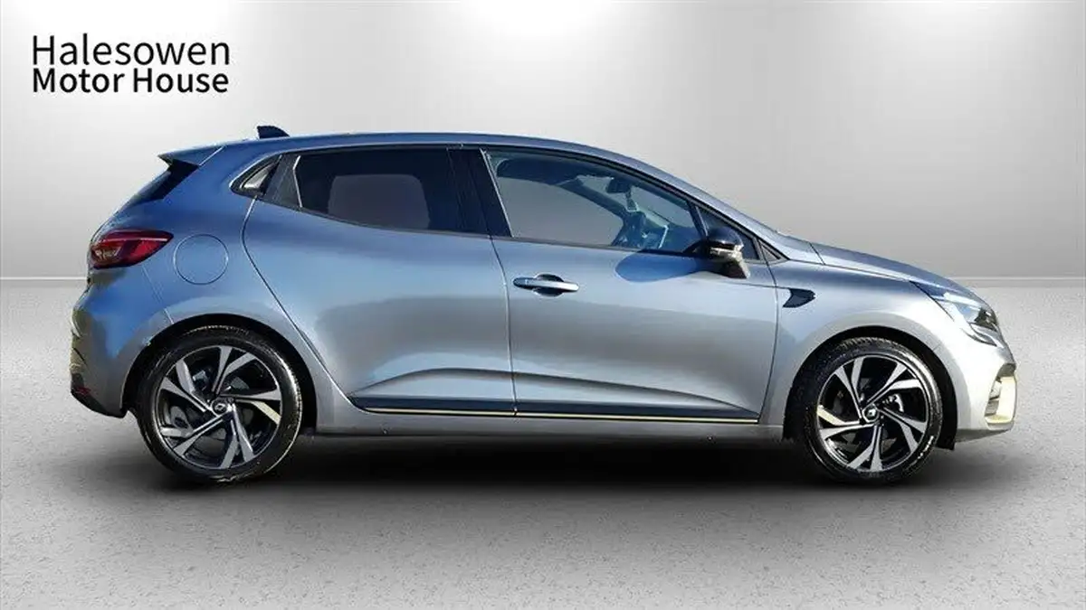 2023-renault-clio-16-engineered-big-2