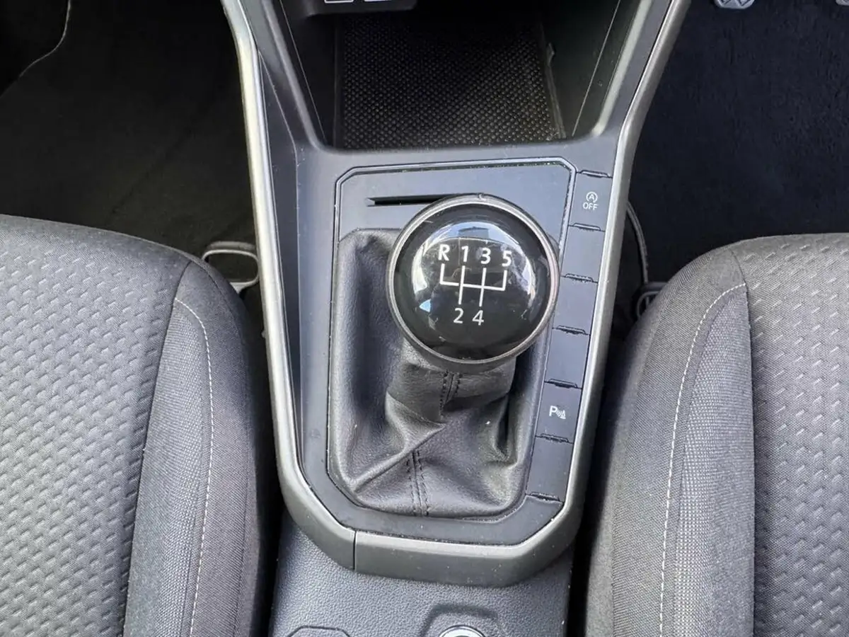 2019-volkswagen-polo-10-se-65ps-evo-ss-big-14
