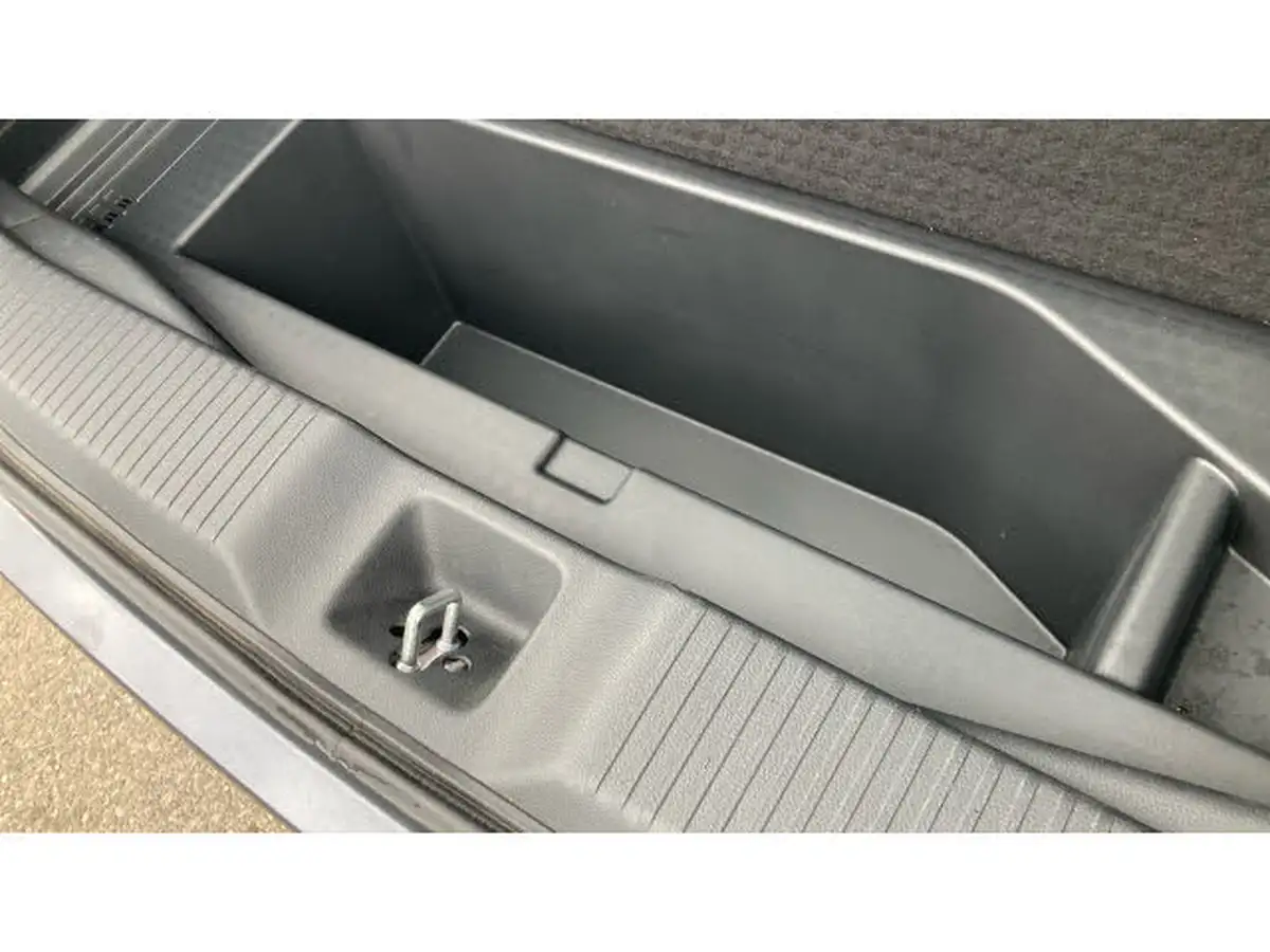 2023-honda-hr-v-15-i-mmd-advance-big-25