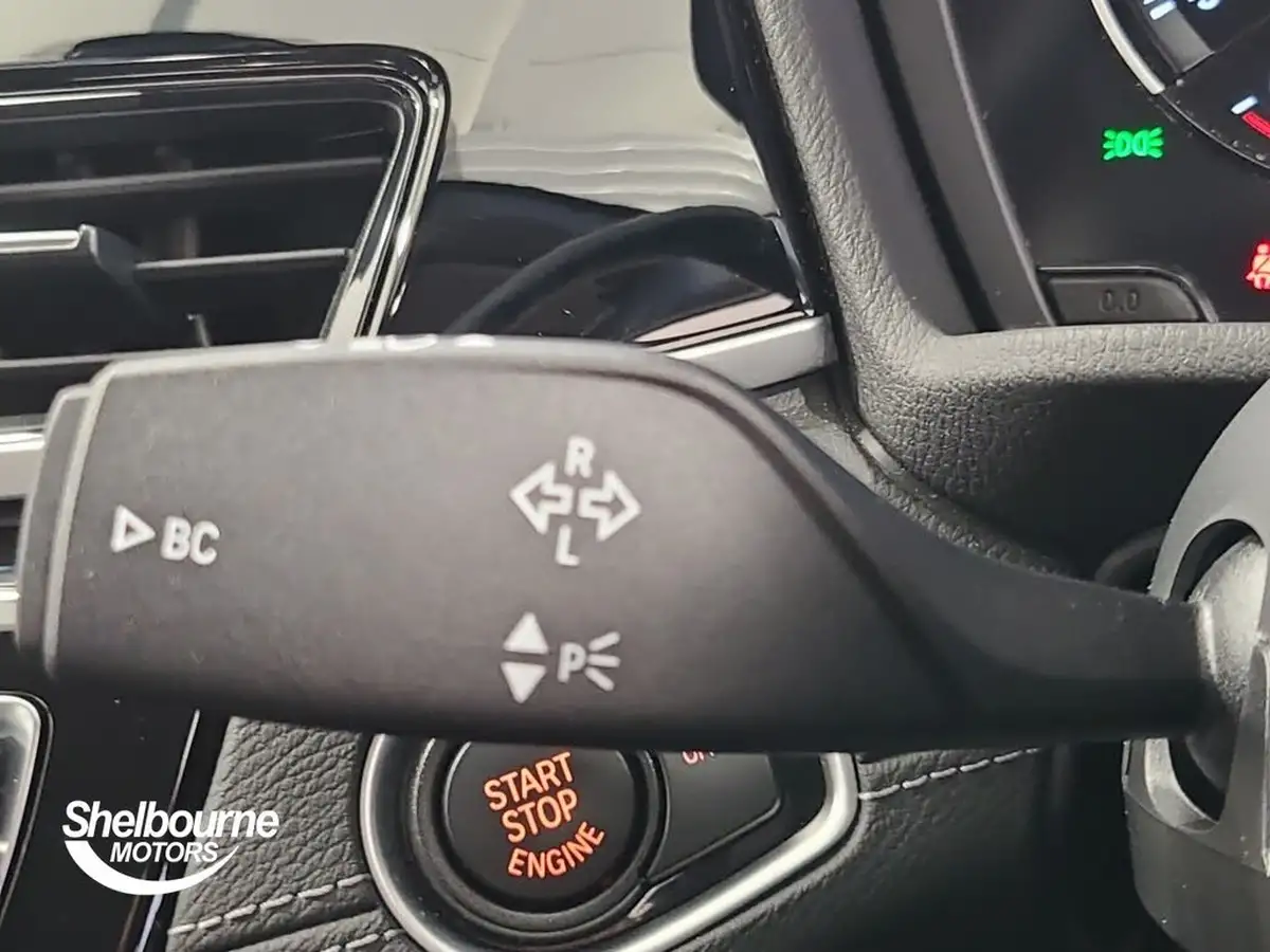 2021-bmw-x1-15-sdrive18i-xline-big-31