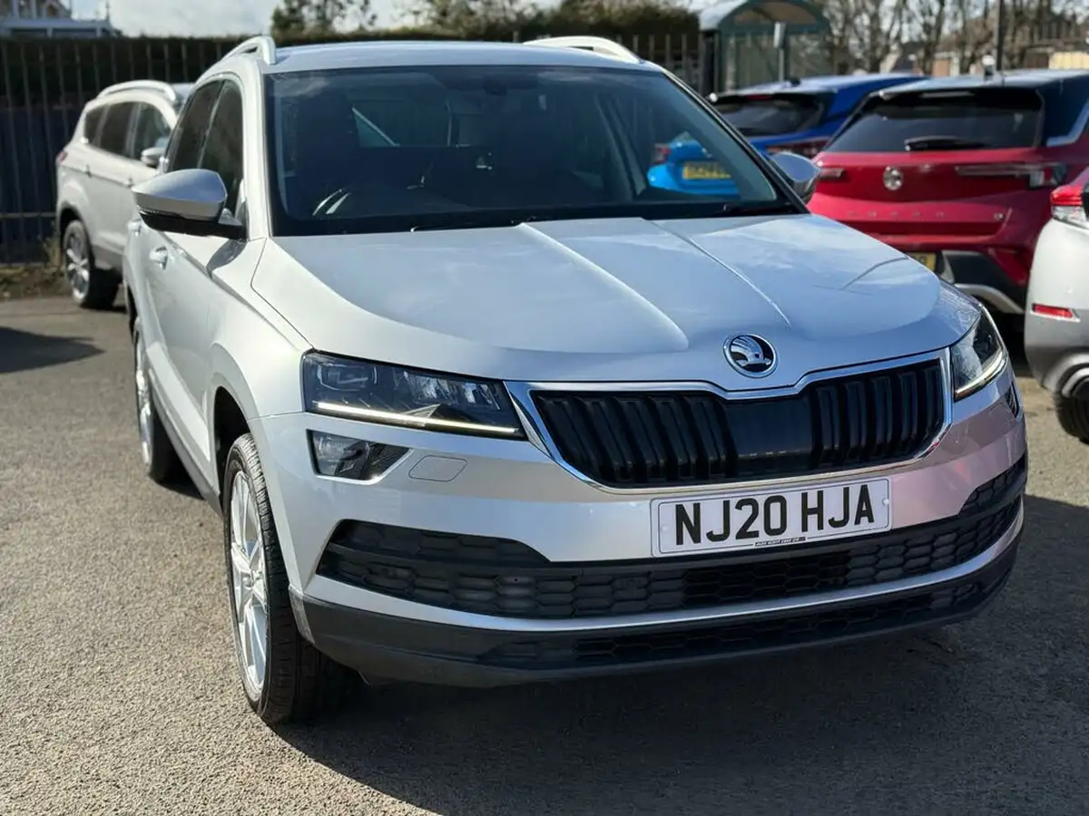 2020-skoda-karoq-10-tsi-se-l-115ps-big-10