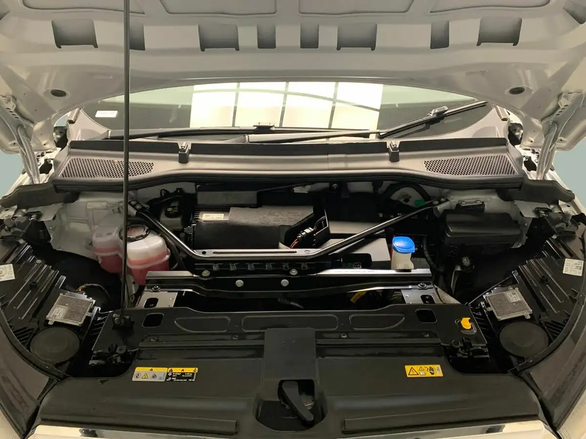 2022-skoda-enyaq-e-60-big-37