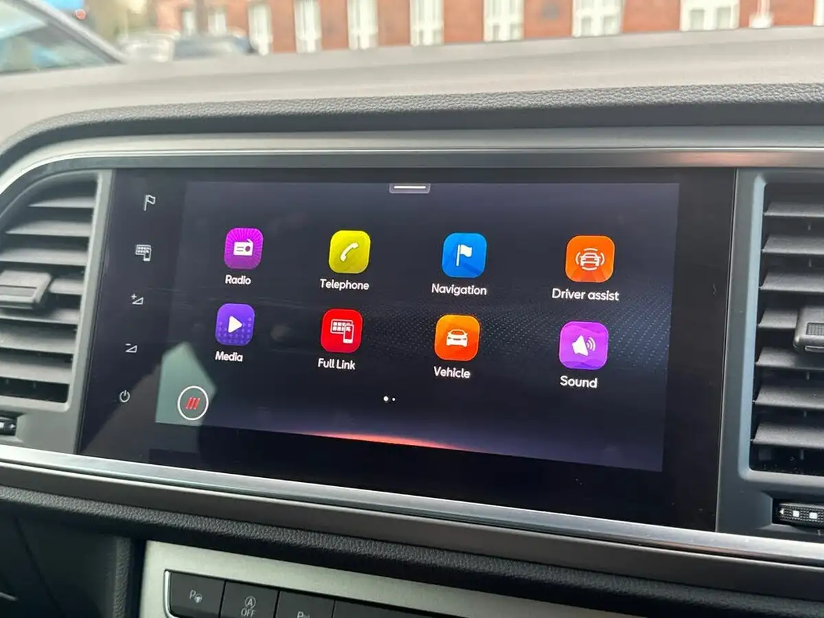 2024-seat-ateca-15-ecotsi-xperience-dsg-big-27