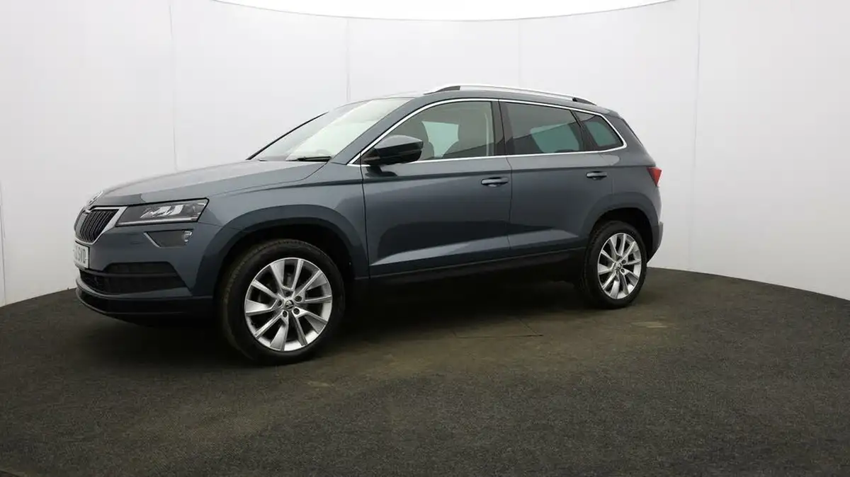 2022-skoda-karoq-15-tsi-se-l-big-28