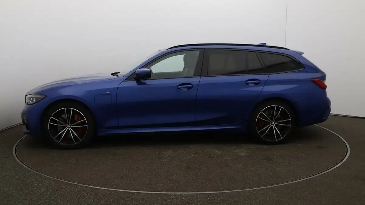 2021-bmw-3-series-20-330e-m-sport-touring-5d-big-4