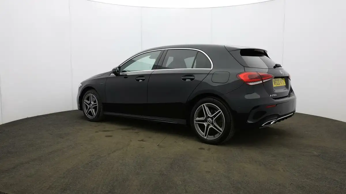 2020-mercedes-benz-a-class-13-a250e-amg-line-executive-hatchback-5d-big-52