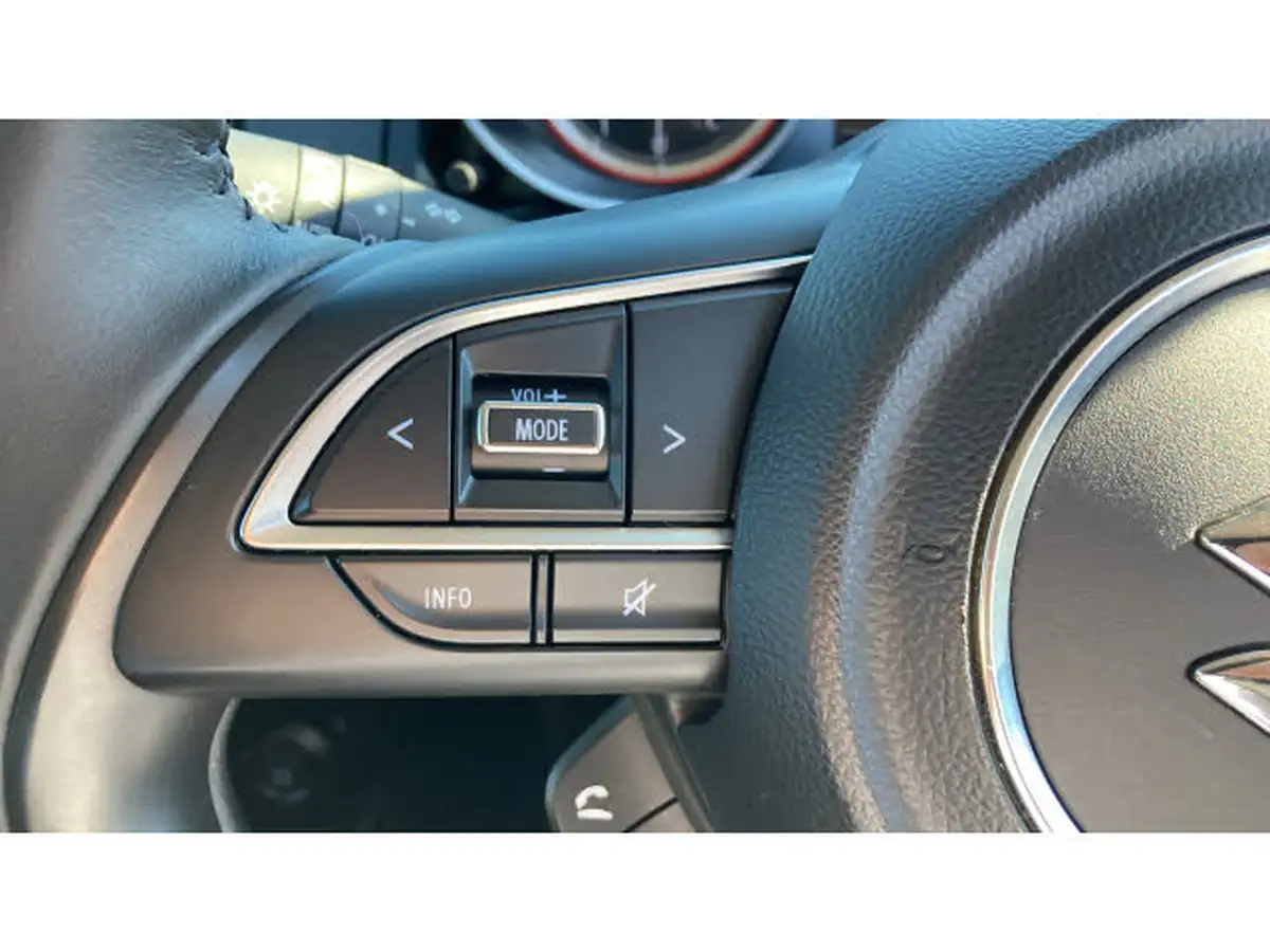 2023-suzuki-swift-12-dualjet-sz-l-big-26