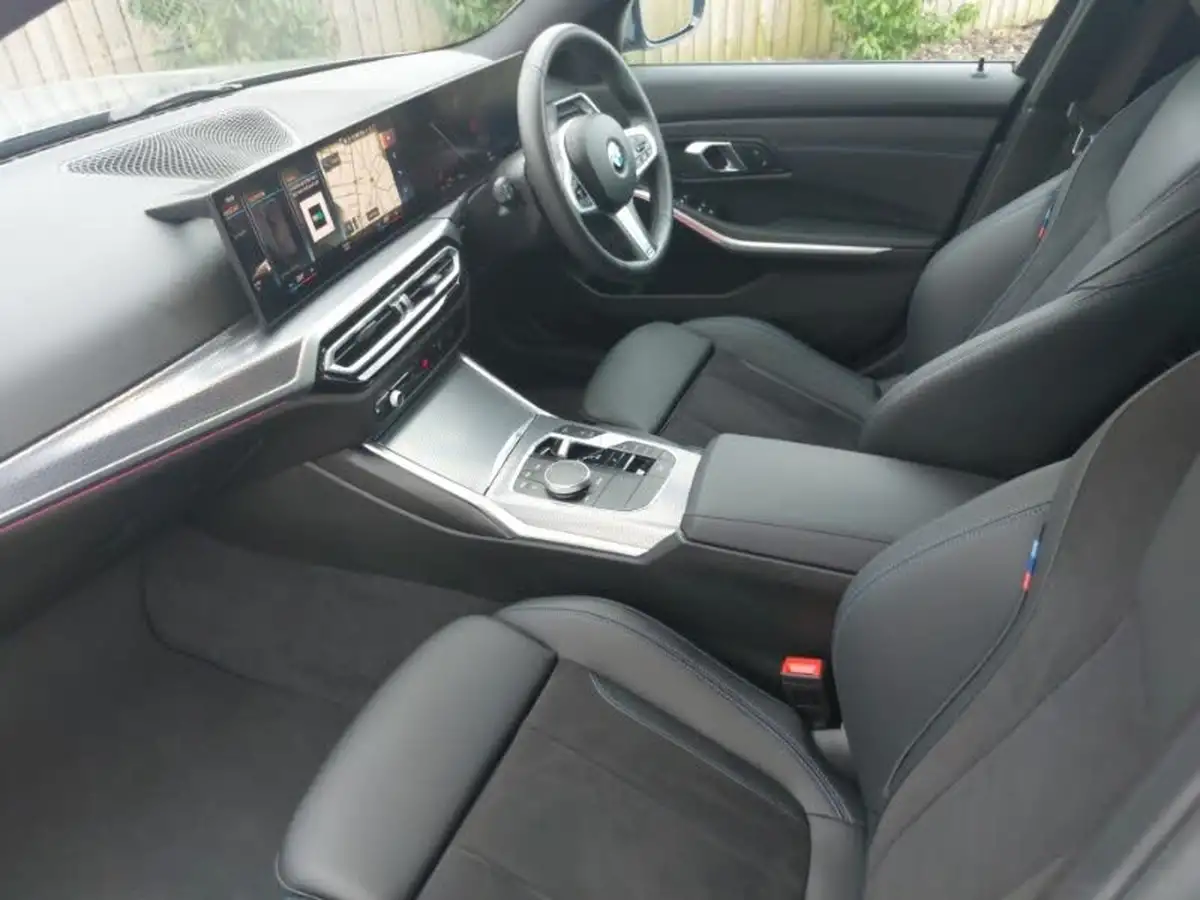 2024-bmw-3-series-20-320i-m-sport-saloon-4d-big-6