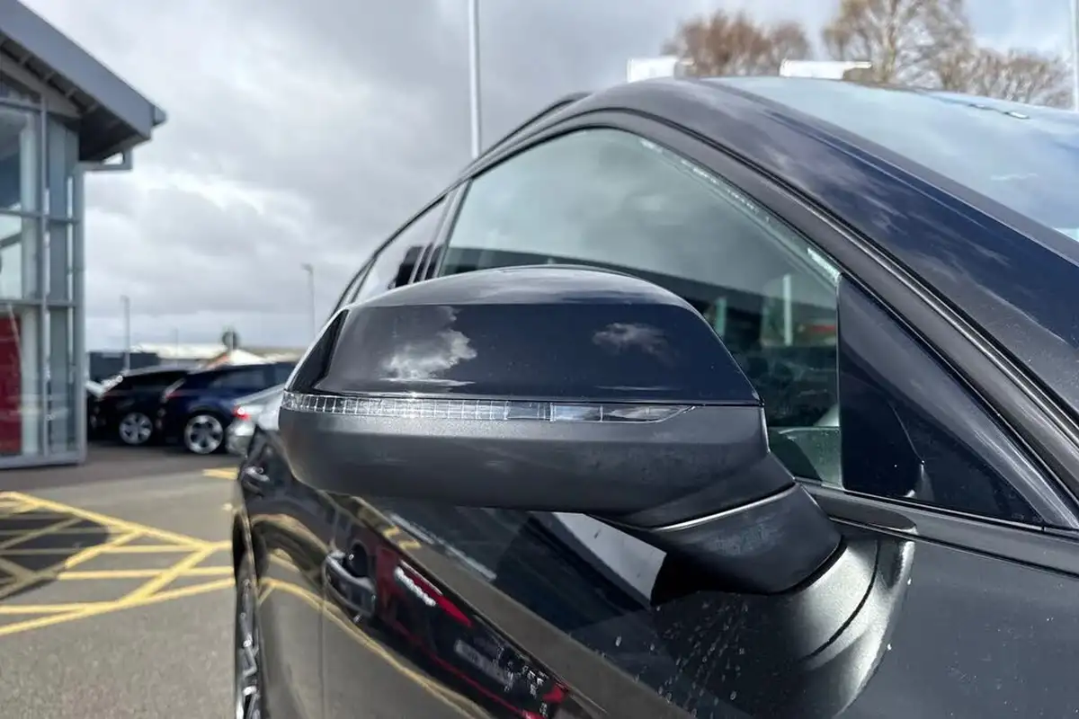 2022-audi-q5-20-45-tfsi-edition-1-sportback-big-28