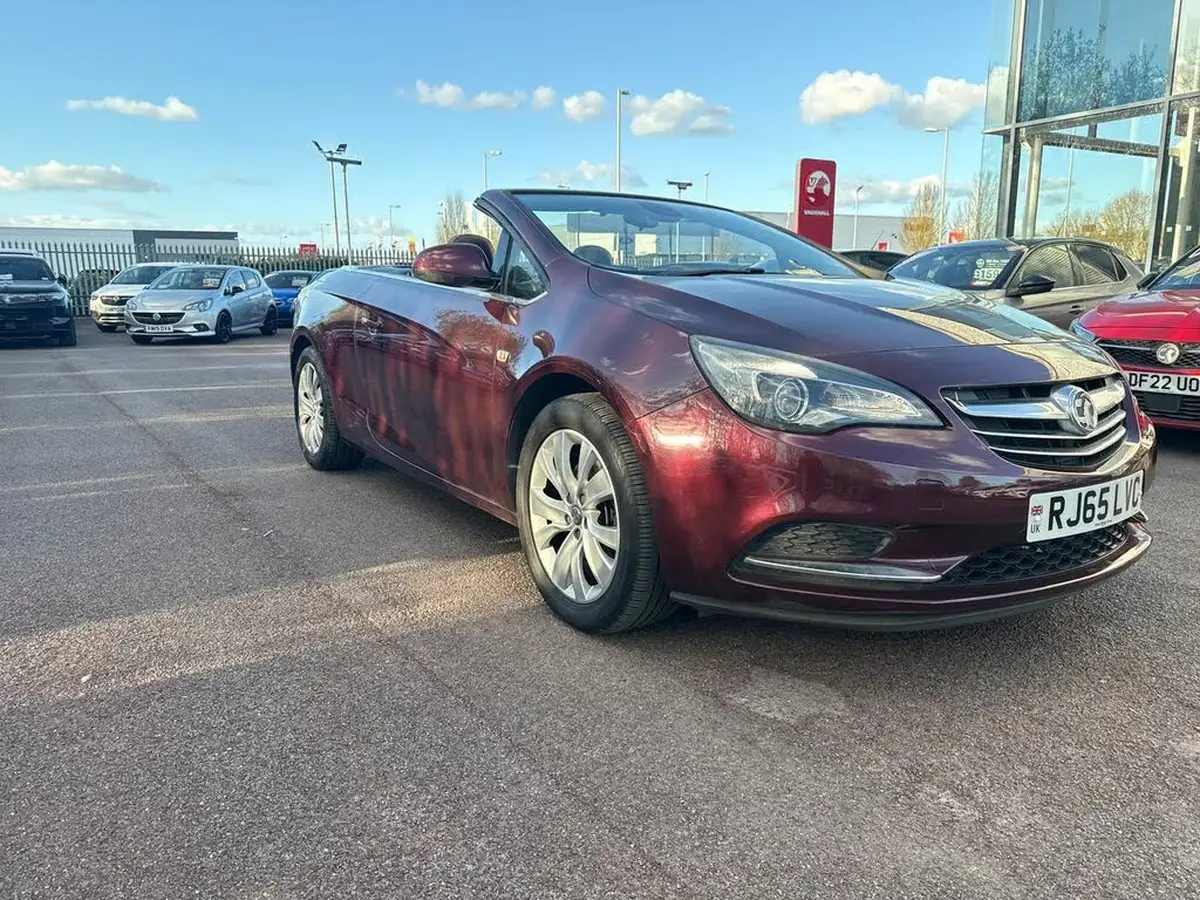 2016-vauxhall-cascada-14-se-16v-vvt-turbo-big-24
