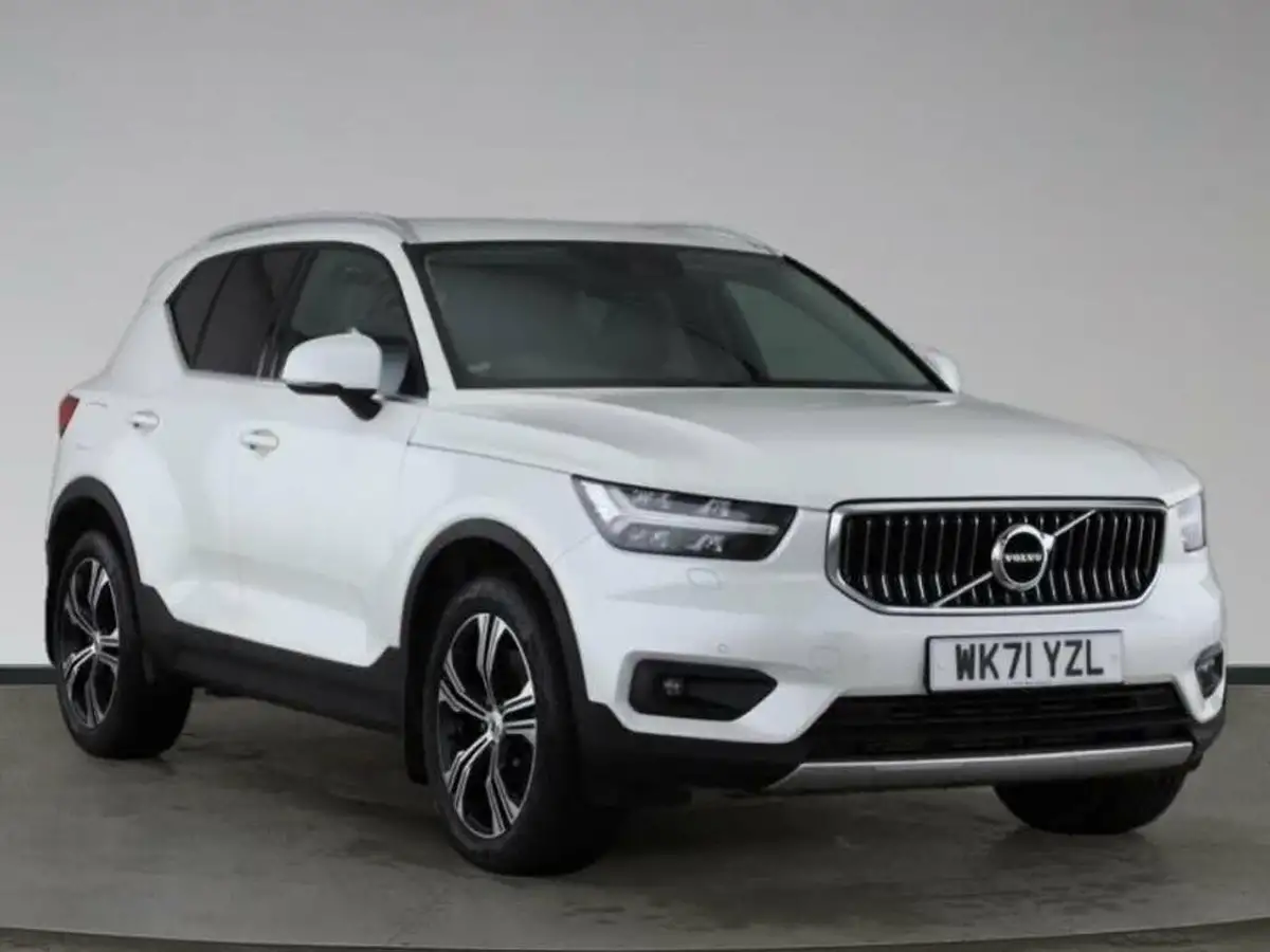 2021-volvo-xc40-15-t5-inscription-pro-258bhp-big-0