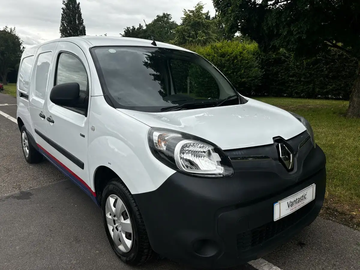 2018-renault-kangoo-maxi-e-maxi-ze33-panel-big-24