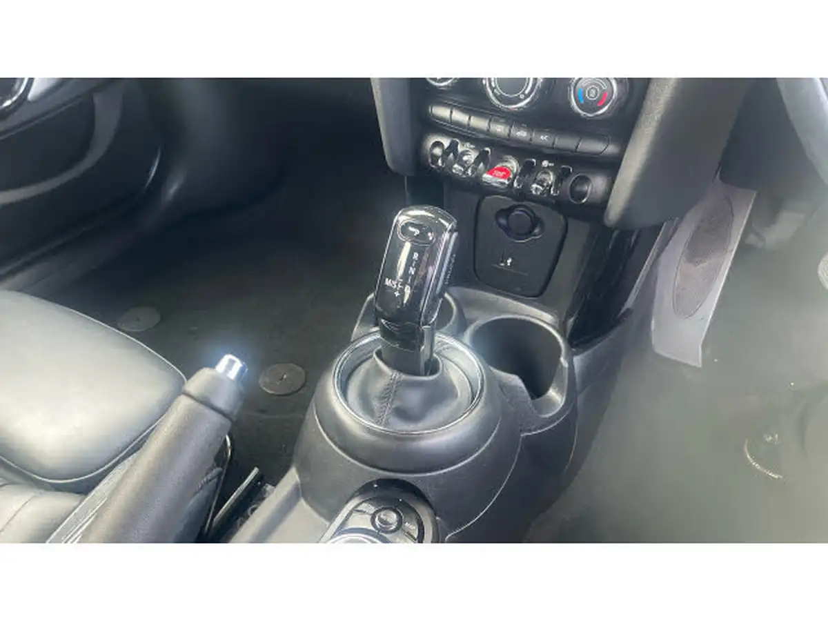 2020-mini-cooper-15-cooper-exclusive-hatchback-5d-auto-big-12