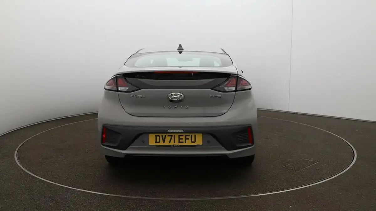 2021-hyundai-ioniq-16-gdi-premium-hybrid-big-5
