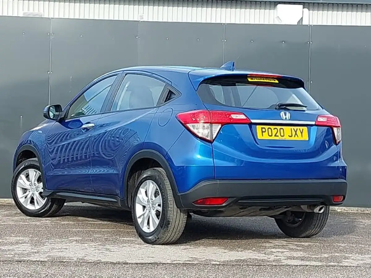 2020-honda-hr-v-15-i-vtec-s-big-1