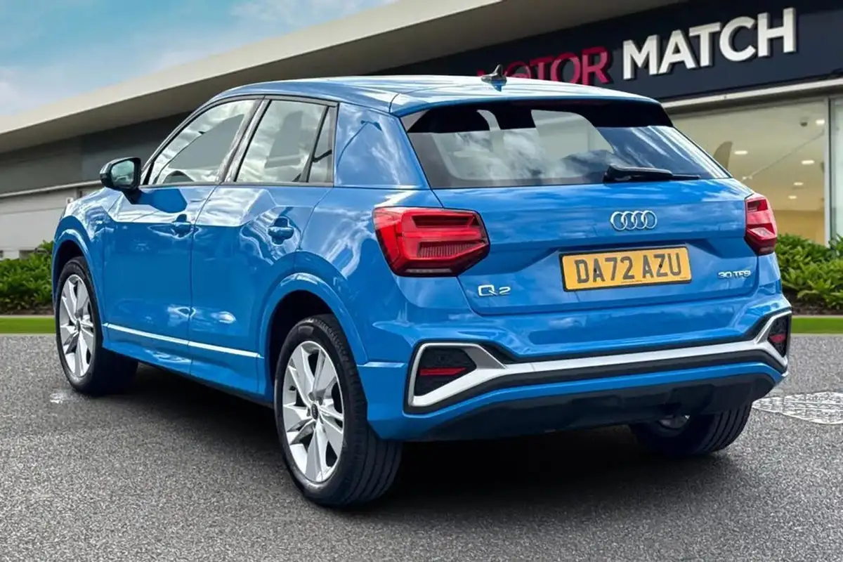 2022-audi-q2-10-30-tfsi-s-line-big-1