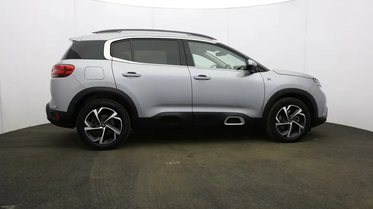 2021-citroen-c5-aircross-16-puretech-shine-big-36