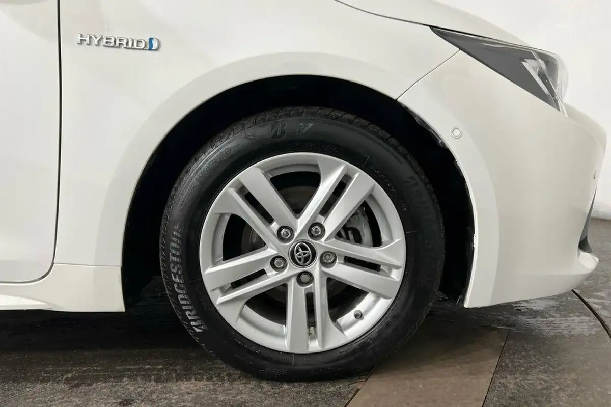 2020-toyota-corolla-18-vvt-i-icon-tech-spare-wheel-hatchback-5d-big-13