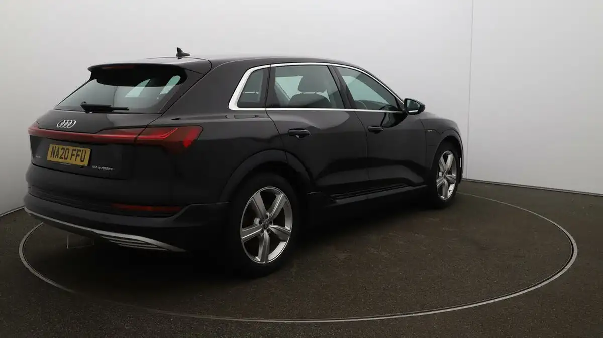 2020-audi-e-tron-50e-technik-big-7