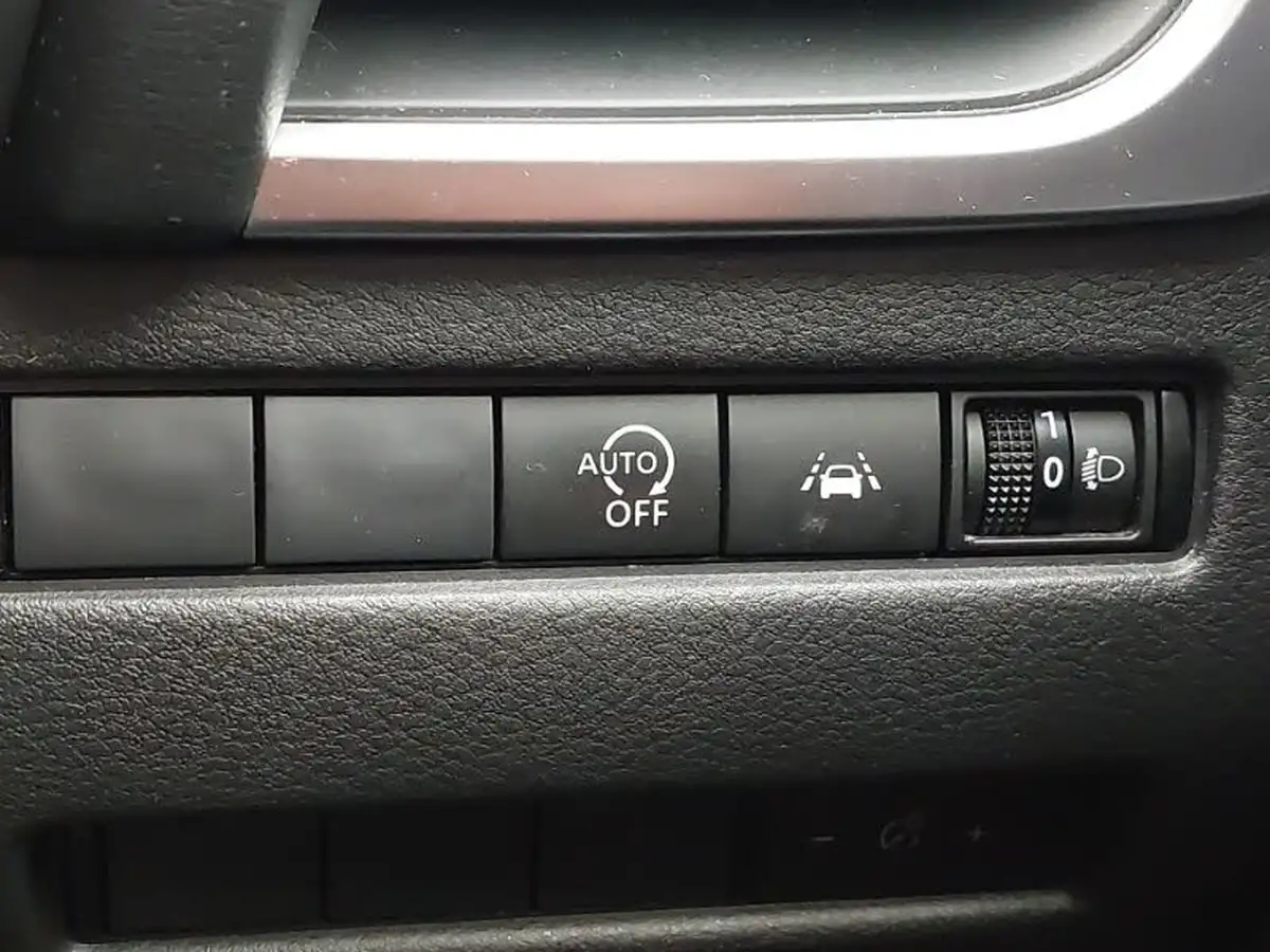 2021-nissan-qashqai-13-dig-t-visia-big-16