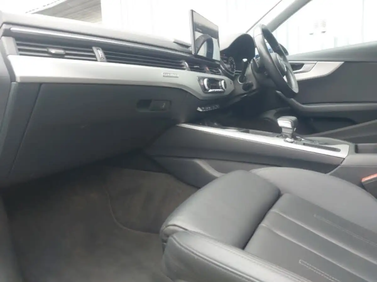 2020-audi-a4-avant-20-45-tfsi-s-line-245ps-big-4