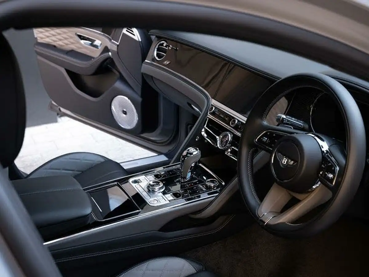 2024-bentley-flying-spur-29-hybrid-big-8