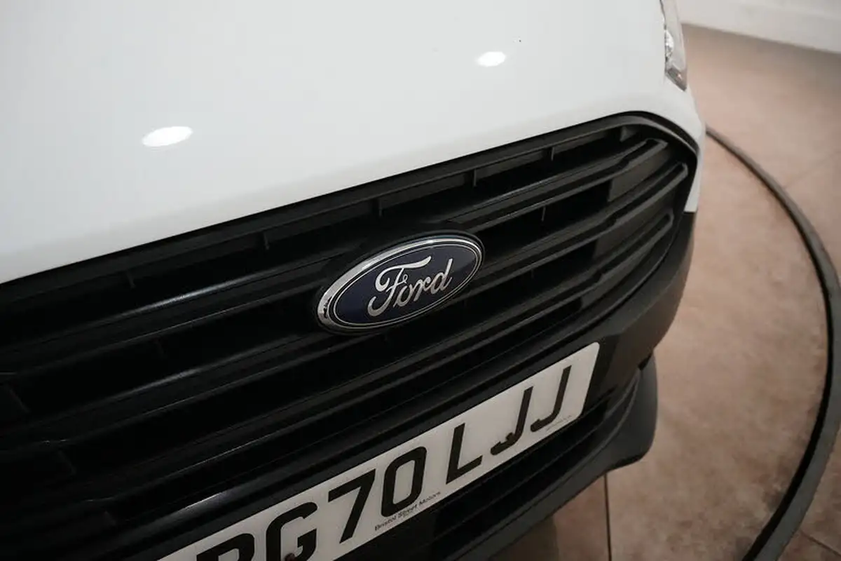 2020-ford-transit-connect-big-15
