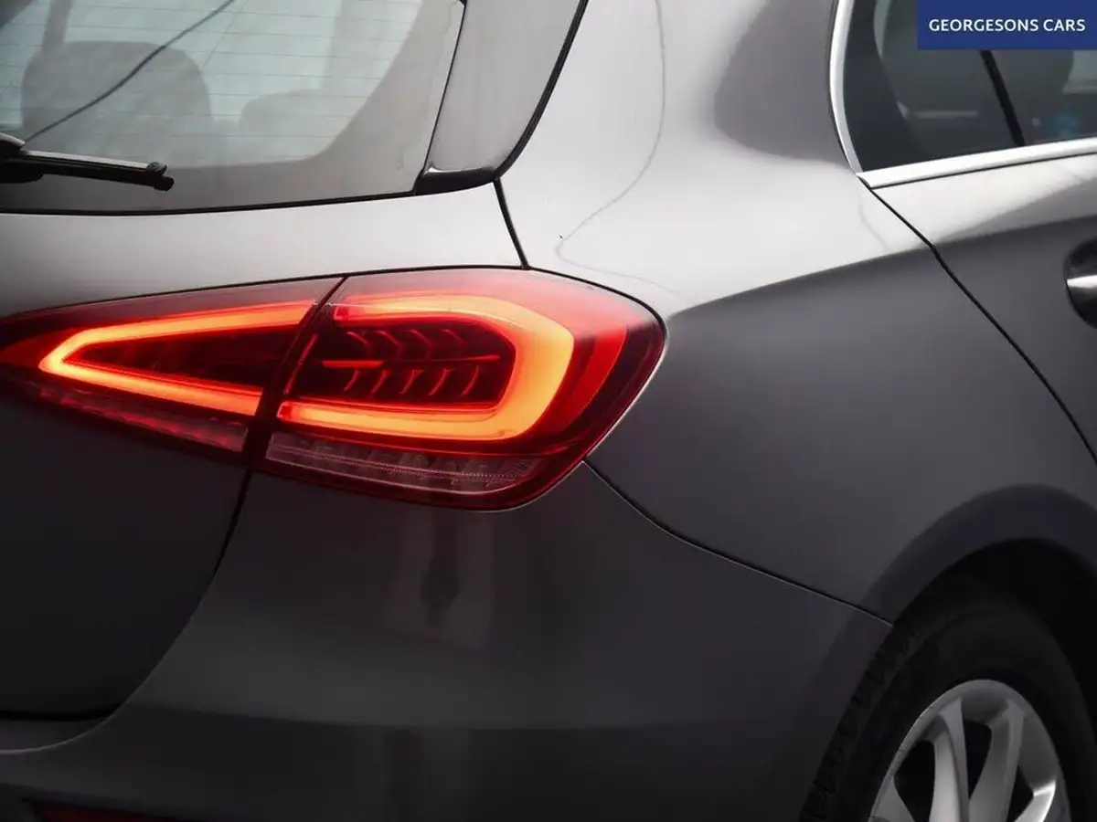2020-mercedes-benz-a-class-13-a200-sport-hatchback-5d-7g-dct-big-49