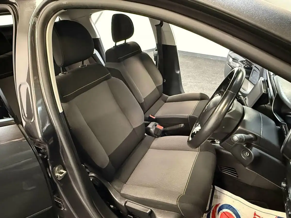 2018-citroen-c3-12-puretech-flair-82ps-big-14