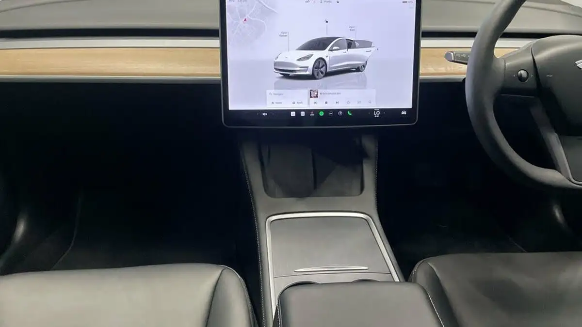 2023-tesla-model-3-e-rwd-241bhp-big-15
