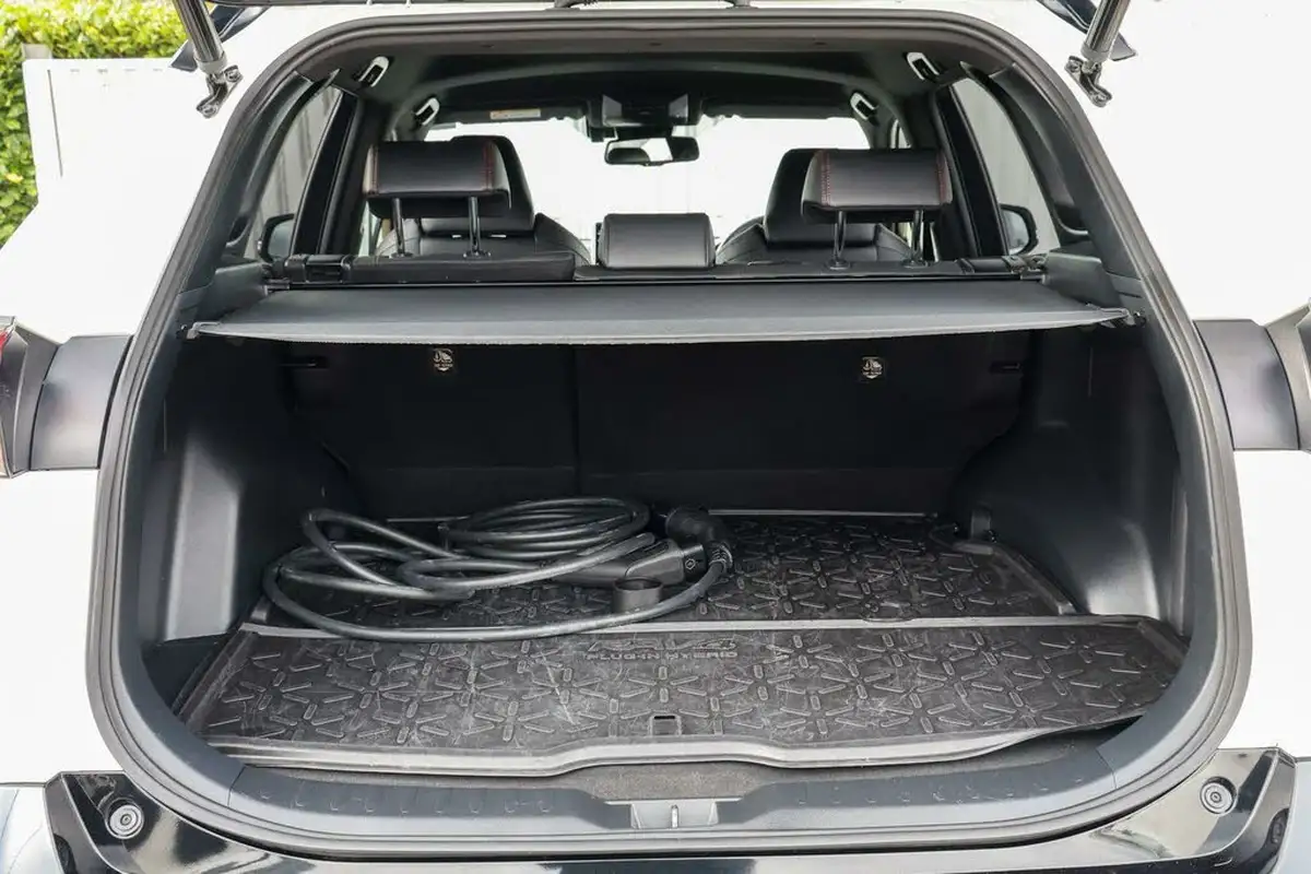2021-toyota-rav4-25-vvt-i-dynamic-302bhp-plug-in-big-13