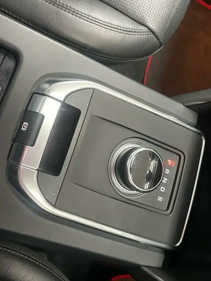 2019-land-rover-discovery-sport-20td4-landmark-big-40