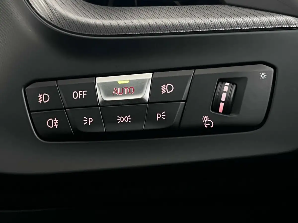 2021-bmw-1-series-15-118i-m-sport-lcp-big-25